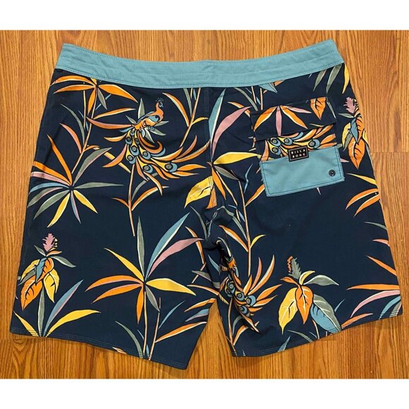 Billabong Recycler Sundays Pro Mens 38 Board Shorts Tropical Hawaiian Beach - Picture 2 of 6